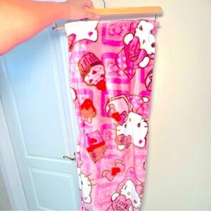 Hello Kitty Valentines Blanket